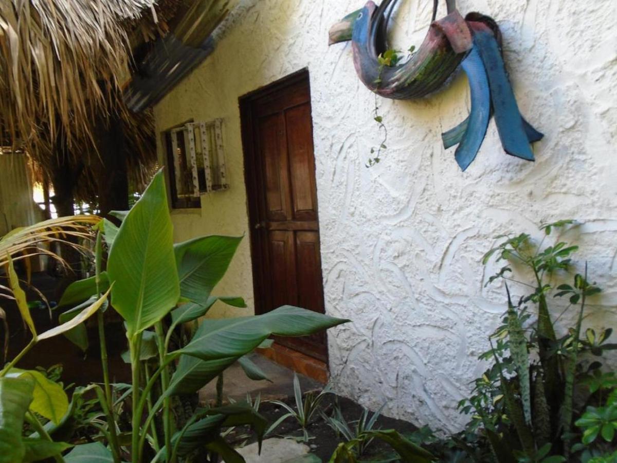 Marbella Eco Lodge Monterrico Exterior photo